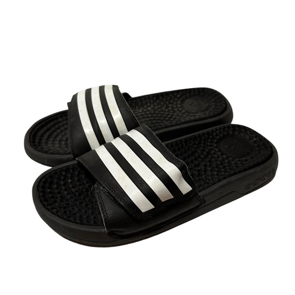 Adidas Adissage Black Slides Sandals Adjustable F35565 Size 7 - Picture 1 of 9